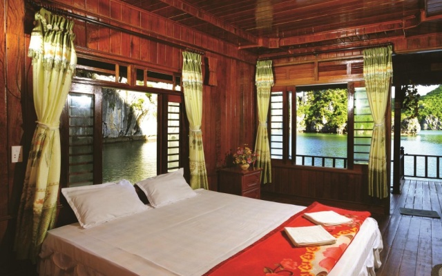 Cat Ba Sandy Beach Resort – Guest Rooms – Haiphong