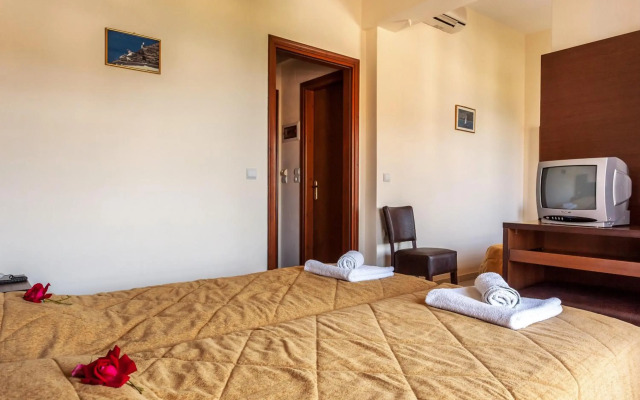 Aeolos Hotel