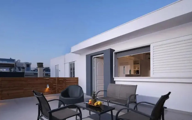 24m² Penthouse with 38m² Balcony Mpairaktari str
