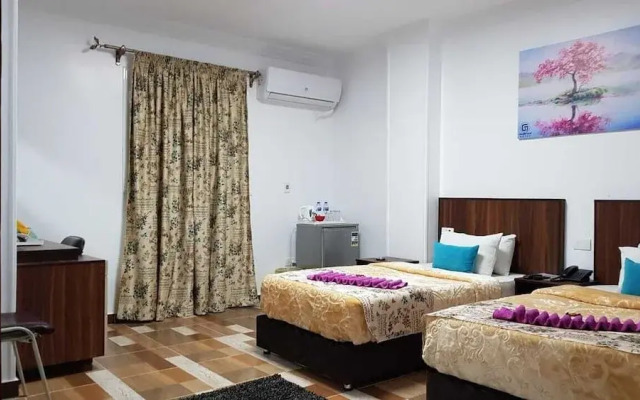 Golden Tulip Hotel