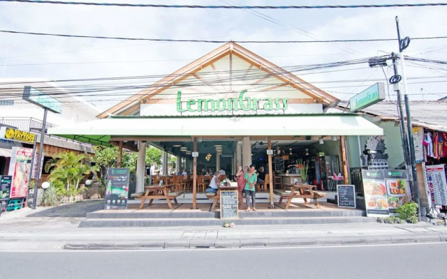 ZEN Villa Seminyak Camplung Tanduk, 2 Bedroom