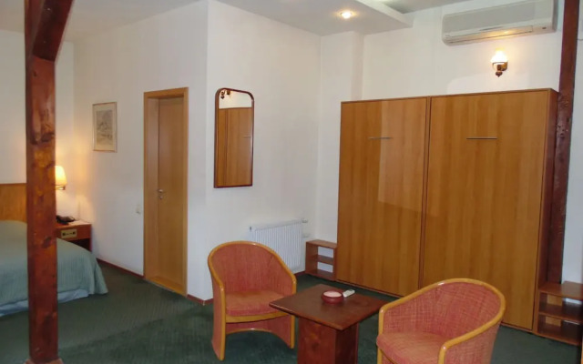 Hotel Curtea Brasoveana