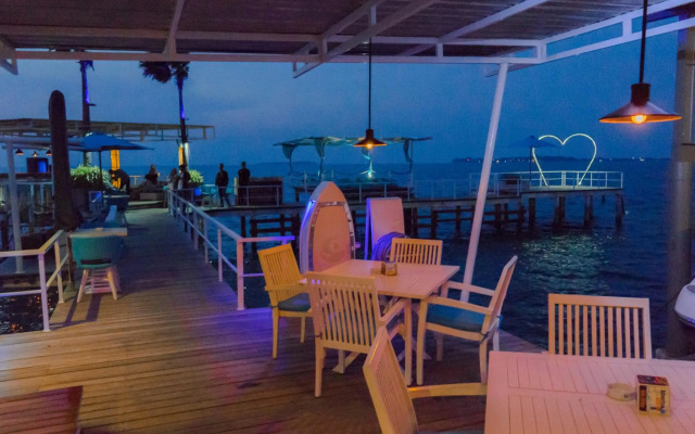 Ocean View Residence - Hotel Jepara