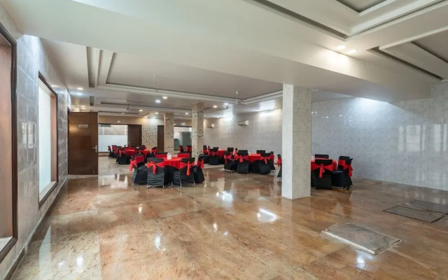 Hotel Florence and Banquets By Elite Sol