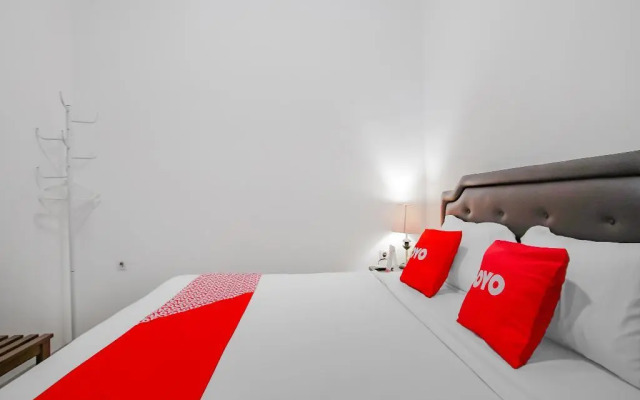 Omah Saras Family by OYO Rooms