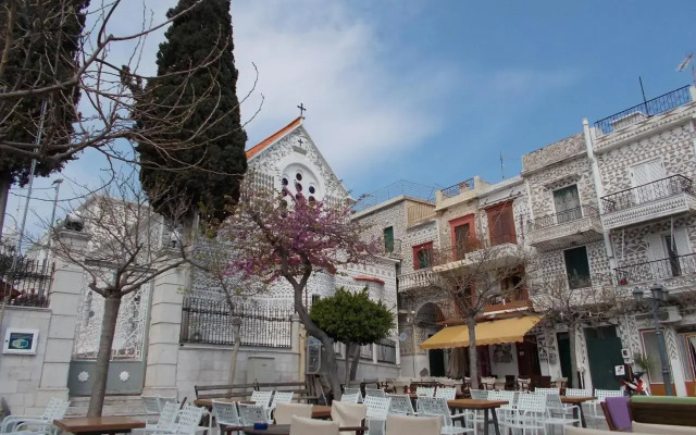 Traditional Guest house Chrisyis