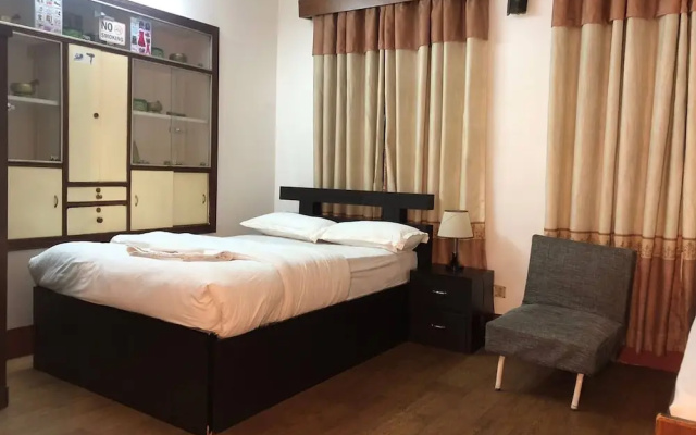 Shanti Apartment 2bhk Thamel 5 min Walk 2nd Floor