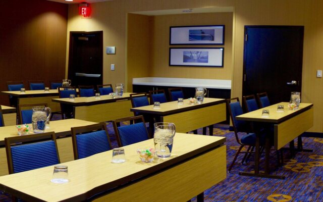 Courtyard by Marriott Asheville Airport