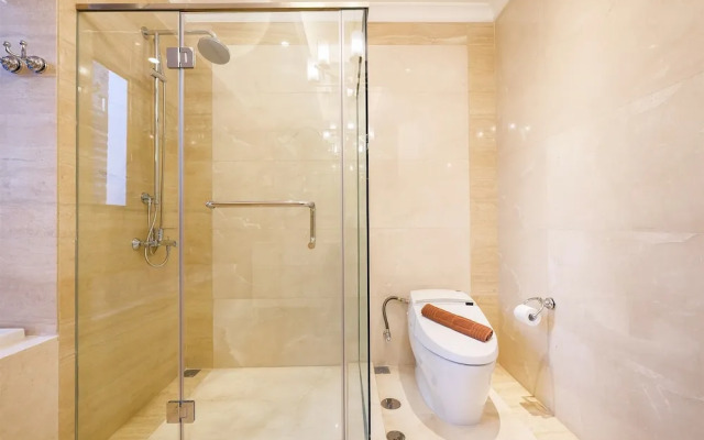 3BR Luxury 1 Park Avenue Apartment near Gandaria City Mall