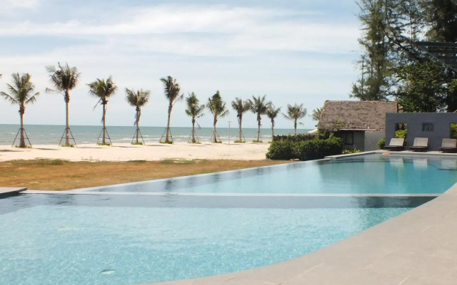 Casuarina Resort