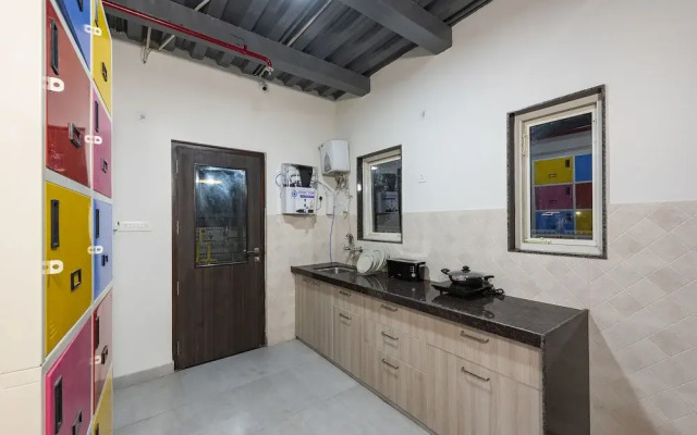 House of Backpackers
