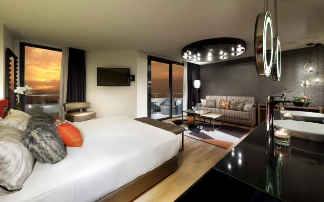 Отель Hard Rock Tenerife