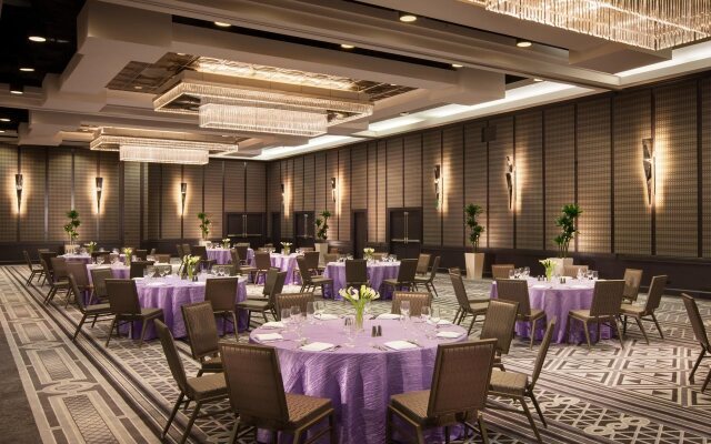 Sheraton Grand Los Angeles