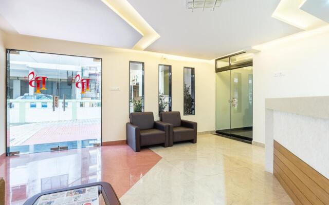 Treebo Pappilon Palace - PVS Circle