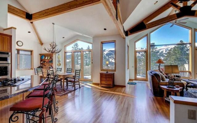 Gold Flake Lodge Main Street By Pinnacle Lodging