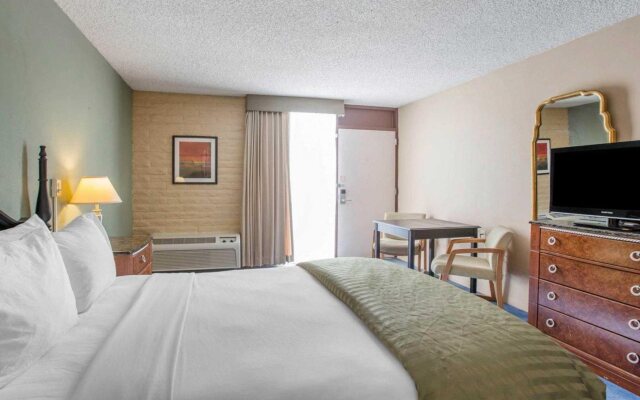Clarion Modesto