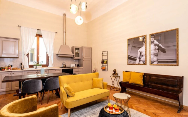 Florentine Palazzo - 4 bedrooms - Historic Center apt