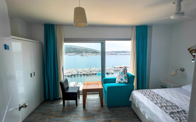 Larimar Boutique Hotel
