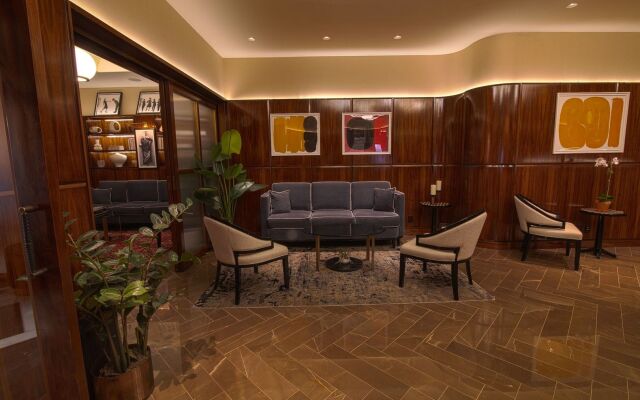 The Iroquois New York