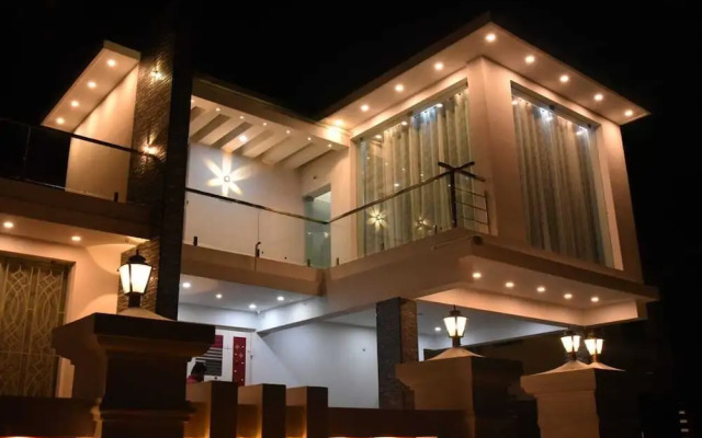 Ramchitras Home Stay