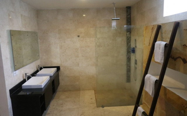 Blue Salt Villa