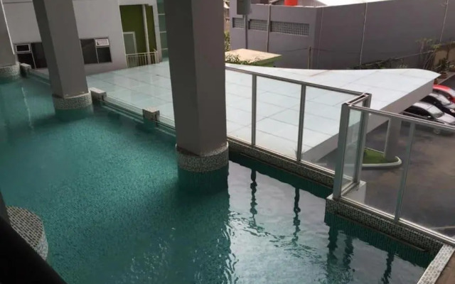 Super OYO CollectionO 91566 Easton Park Jatinangor