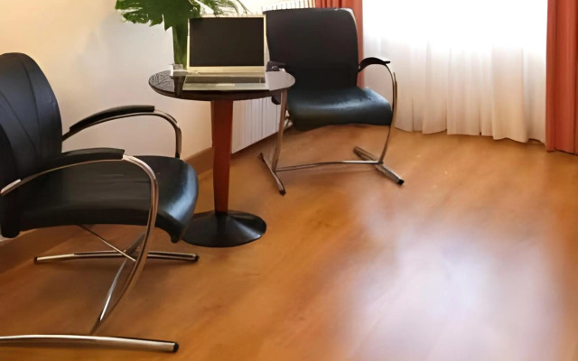 Отель Brujas de Irues 