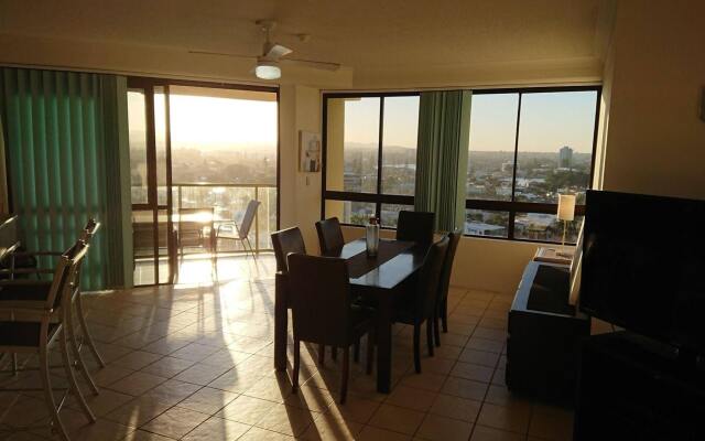 Surfers Hawaiian Apartments