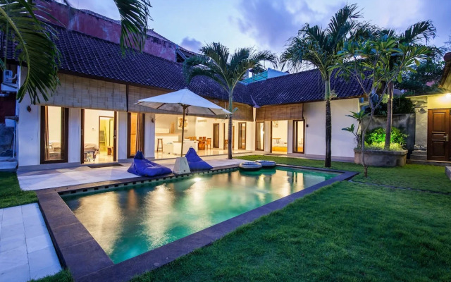 Casaluna Villa