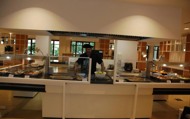 Hotel Los Robles