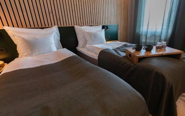 Haltia Lake Lodge nature boutique hotel & glamping