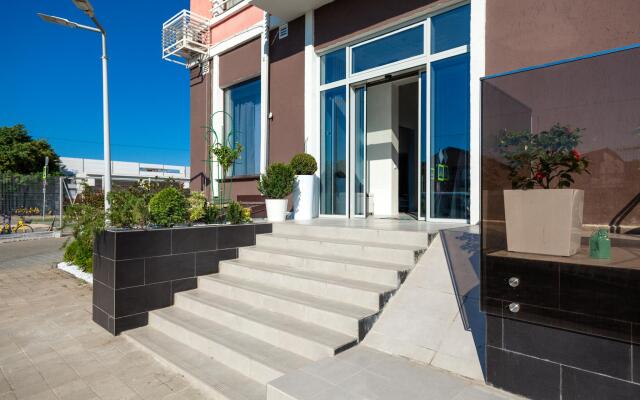 Sea Side Premium (Sea Side Premium) on Skipper street 9