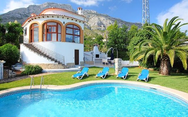 House Avellana Denia