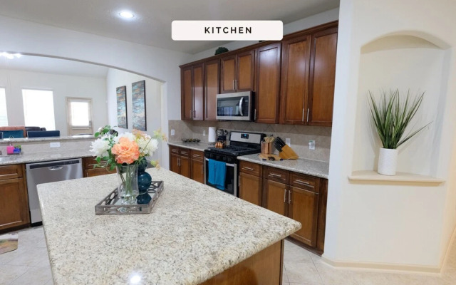 6Bdrm 4Bath 12Beds - West Houston - Katy