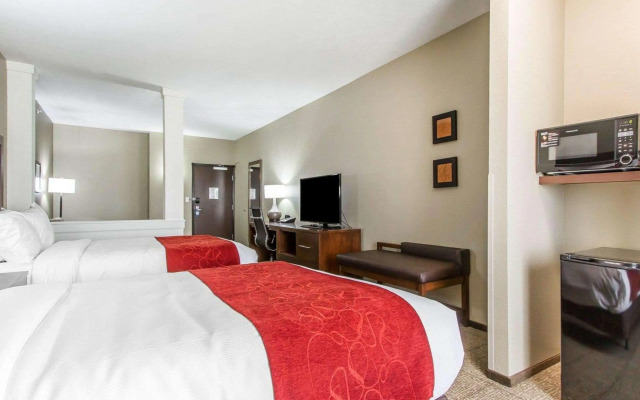 Comfort Suites West Omaha