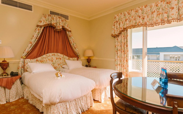 Chateau Yering Hotel – Guest Rooms – Melbourne