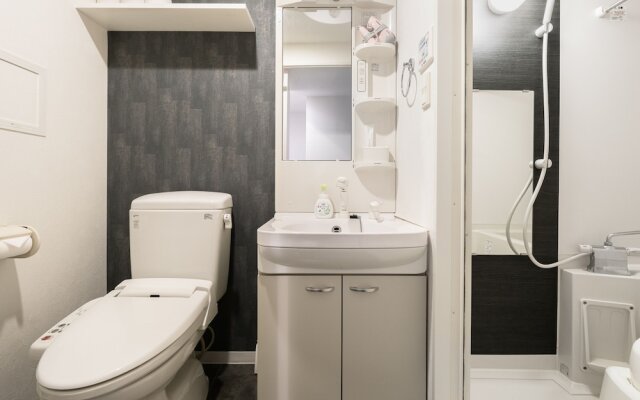 Celeb Court Umeda AFP Apartment