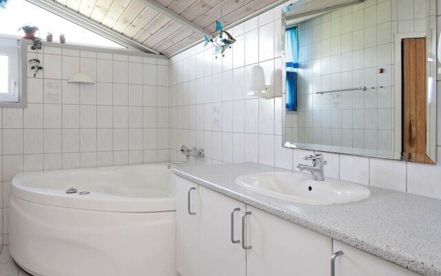 Sprawling Holiday Home at Hvide Sande With Indoor Whirlpool