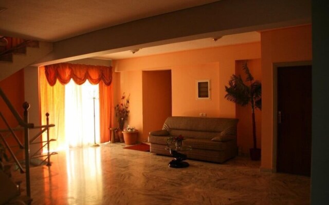 Batis Hotel