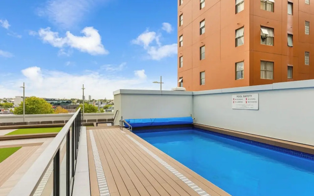 Cosy 2Brm Cbd Apartment