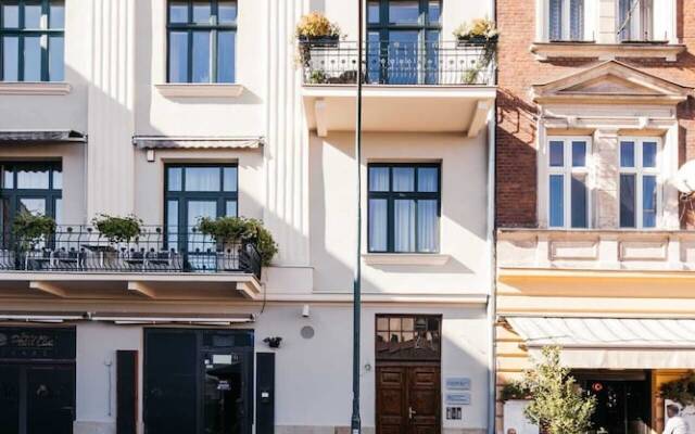 Rotunda Apartment - LoftAffair