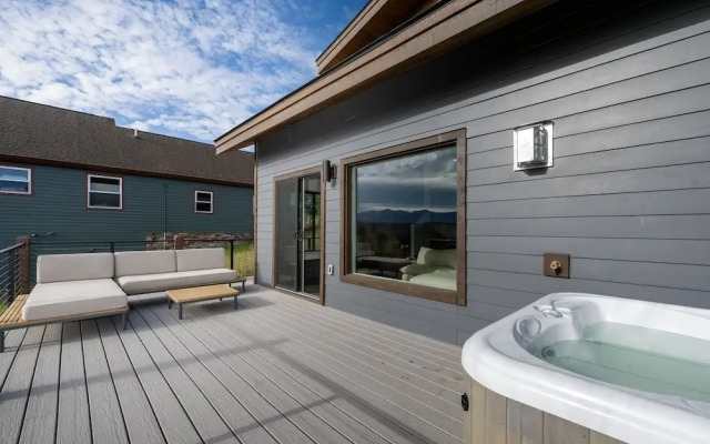 Scenic Perch 2 Bedroom Home