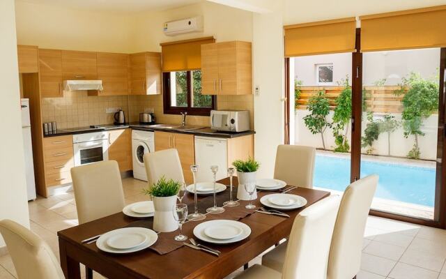Rent Private Villas 007