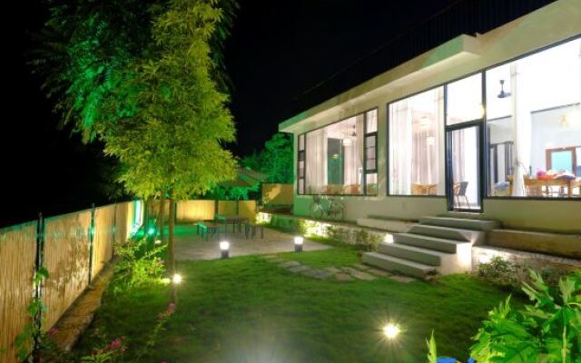 Yangshuo Yuchishe Homestay (Yulonghe Zhuyu Drifting Jinlong Bridge Wharf)
