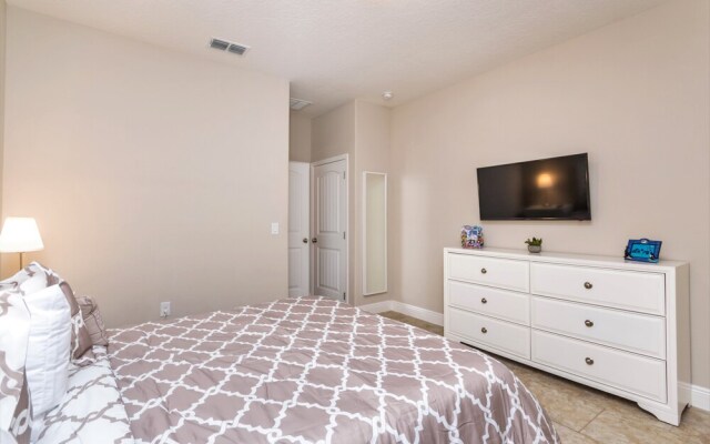 Solterra - 4167 Oaktree Drive