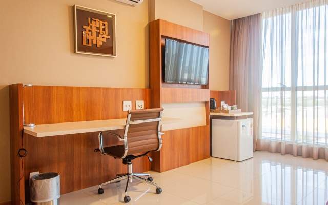 Jade Hotel