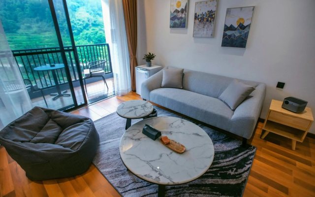Whispering Mountains Boutique Hotel