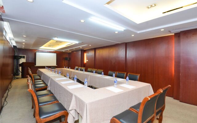 Vienna International Hotel (Shanghai World Expo Garden)