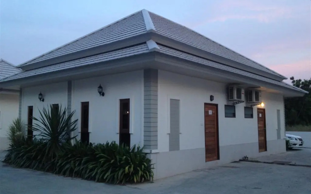 The Sixnature Resort Bangsaen