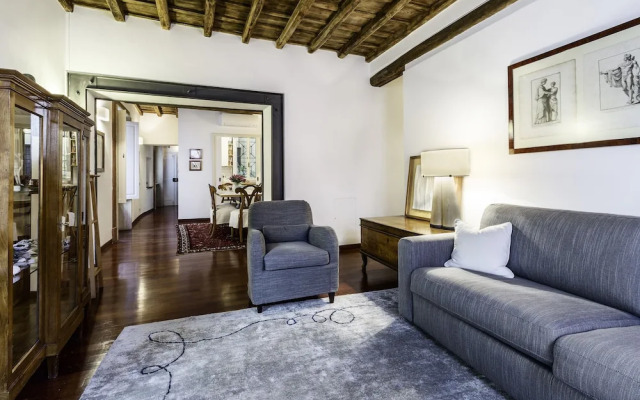 Luxury Flat in the Center of Rome